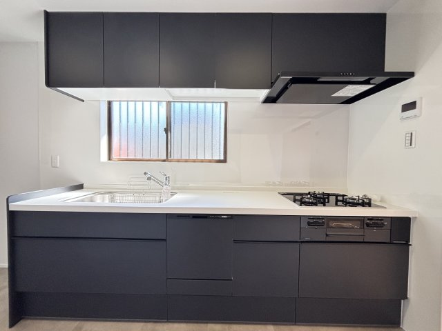 香芝市旭ヶ丘１丁目のキッチン|料理が楽しくなる、開放感あるキッチンスペース