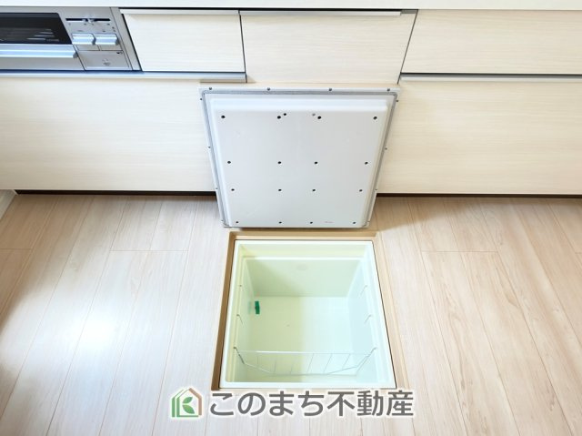 CRADLEGARDEN宇都宮市宮の内第4の収納|多くなキッチン床下収納ございます。