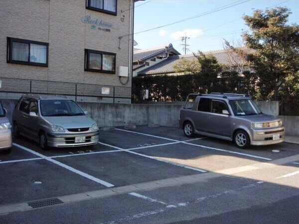 ロックハウスⅡ　　刈谷市近郊の賃貸ならクラスホーム刈谷店の駐車場