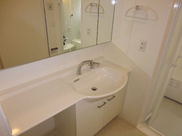 シャルムＢの独立洗面台|洗髪洗面化粧台