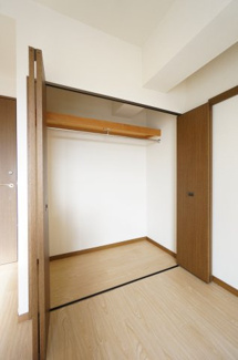 【収納】 | オーシャンビュー壱番館 | ※同物件・同タイプの写真です。