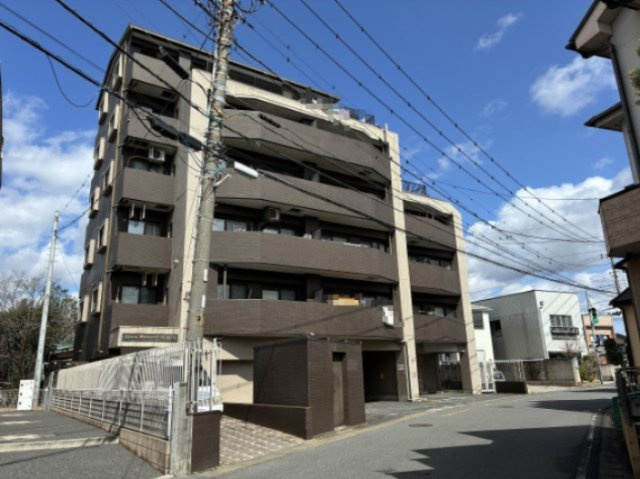 ライオンズマンション鴻巣。1階で店舗・事務所に最適
