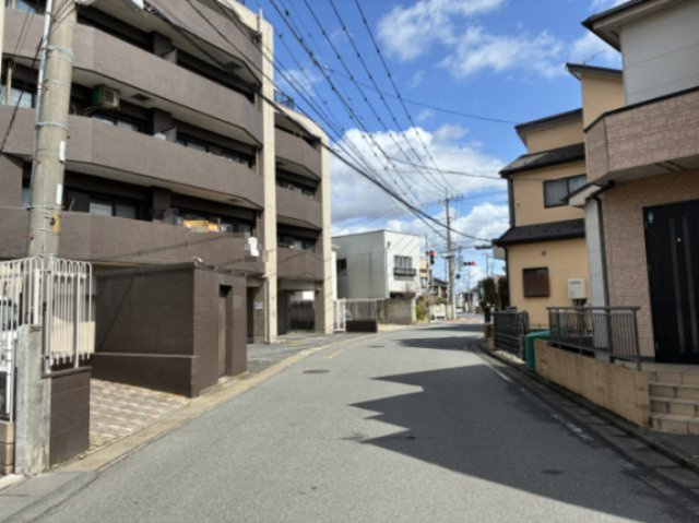 ライオンズマンション鴻巣。1階で店舗・事務所に最適のその他