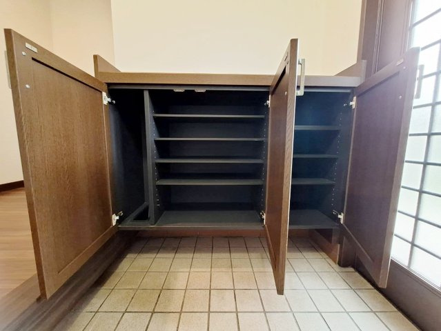 馬場邸の玄関