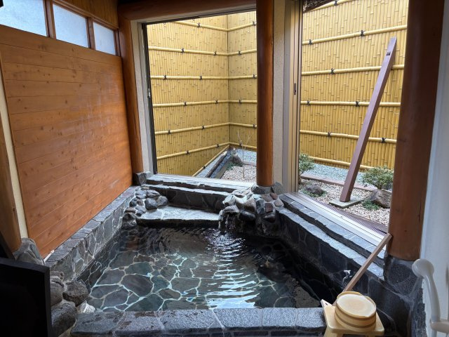 下田市　碁石が浜分譲地のその他|半露天風呂