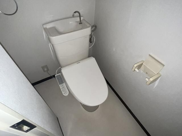 オリーブ白山のトイレ