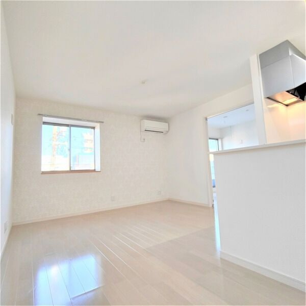 クラージュ吹上の居間・リビング