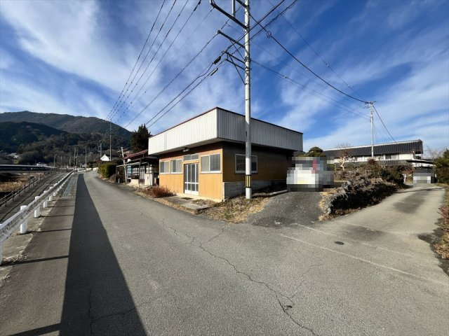 曲輪田古民家他の前面道路含む現地写真