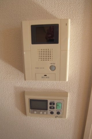 【TVモニター付きインターフォン】