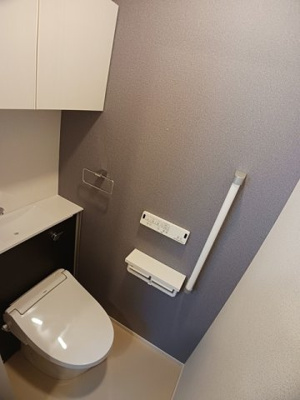 【トイレ】 | ソレアード・ポールⅡ | ゆったりとした空間のトイレです
