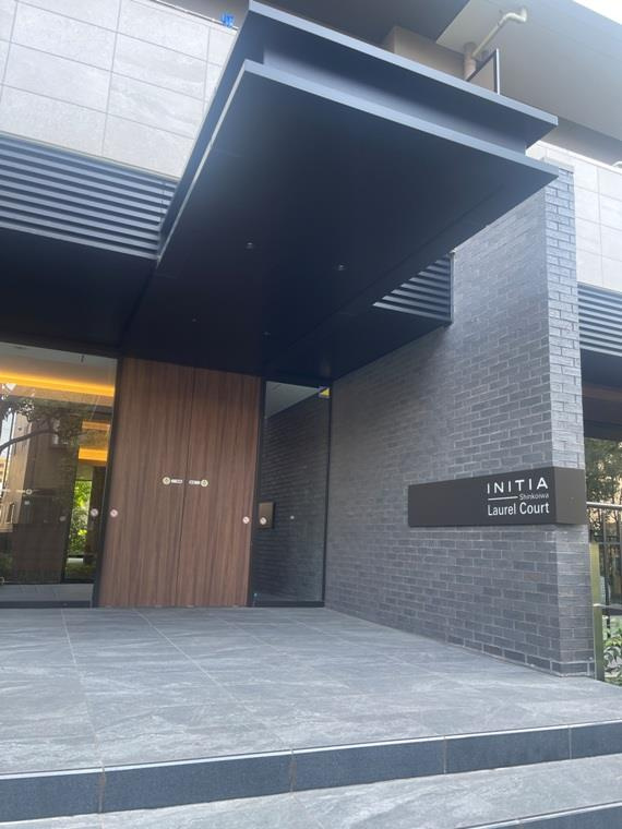 イニシア新小岩ローレルコートのエントランス
