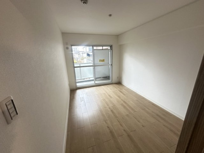 【洋室】 | 逆瀬川パークマンション | 洋室6.0帖