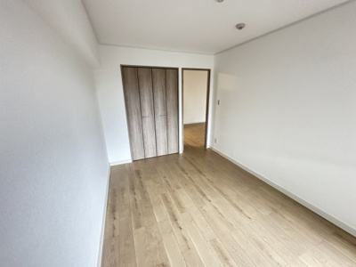 【洋室】 | 逆瀬川パークマンション | 洋室6.0帖