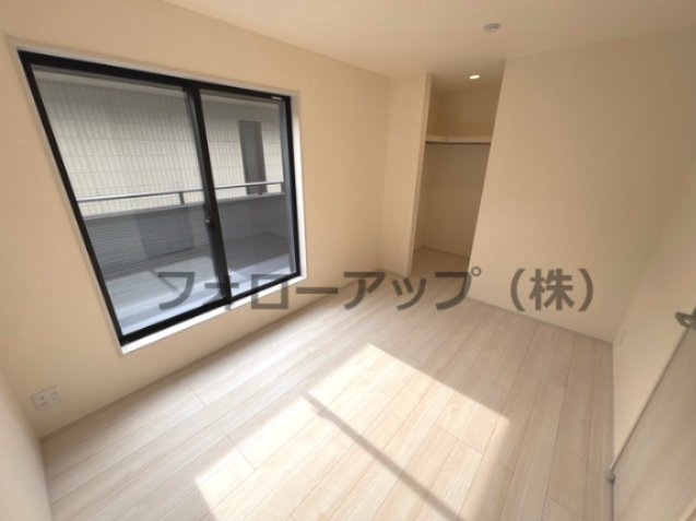リーブルガーデン尼崎市武庫之荘3期の洋室|明るい洋室です
