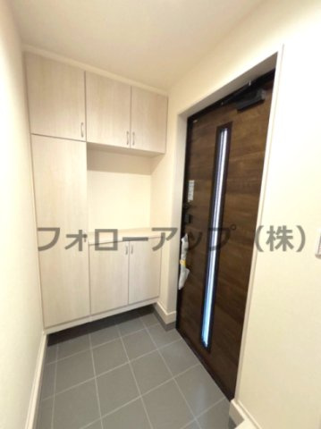 リーブルガーデン尼崎市武庫之荘3期の玄関|明るい玄関です