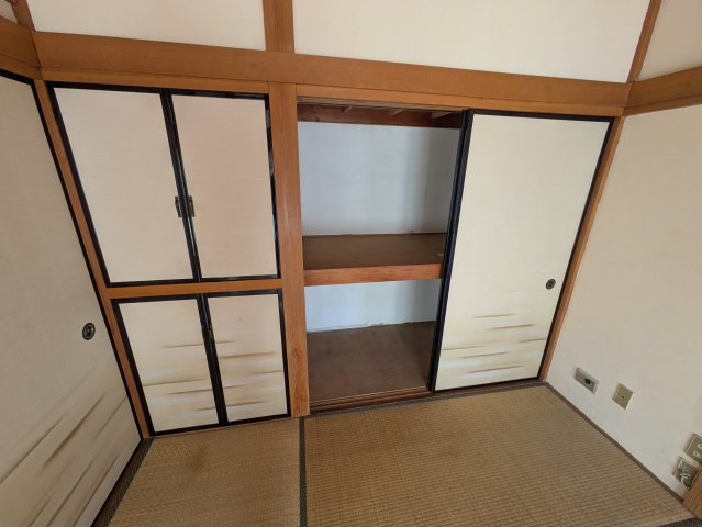 成田市大袋中古戸建の収納|便利な収納スペースです