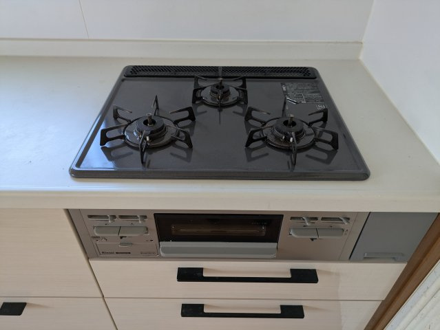成田市大袋中古戸建のキッチン|きれいなキッチンです