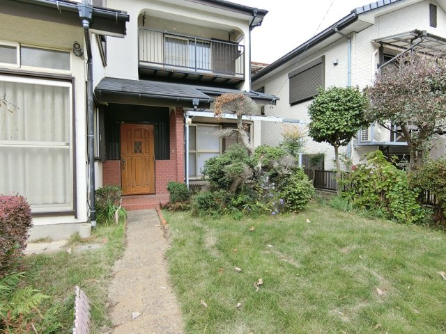 松戸市　小金原２丁目戸建ての庭