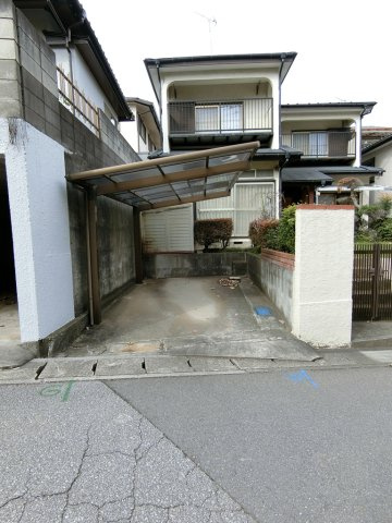 松戸市　小金原２丁目戸建ての駐車場