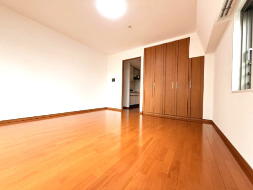 日神デュオステージときわ台の洋室|住まう方自身でカスタマイズして頂けるように「シンプル」にデザインされた室内。

