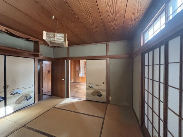 千葉県市原市上高根　中古戸建の和室|1階の和室です