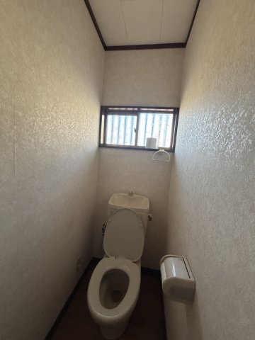 千葉県市原市上高根　中古戸建のトイレ|トイレです