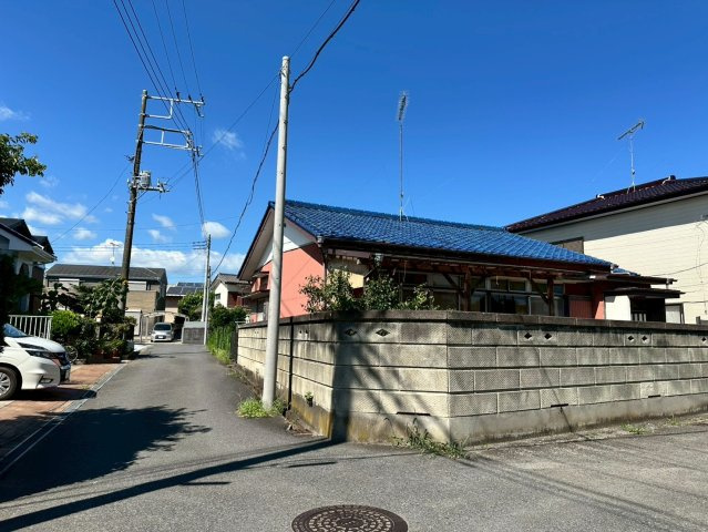千葉県茂原市高師 中古戸建の外観|角地に建つ物件です