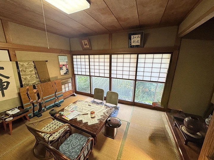 千葉県千葉市緑区誉田町2丁目 中古戸建の和室|和室、ちょっとしたくつろぎスペースにいかがでしょうか
