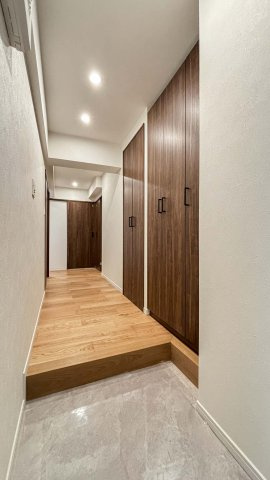 豊玉マンションの玄関