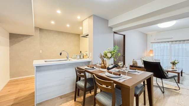 豊玉マンションの居間・リビング