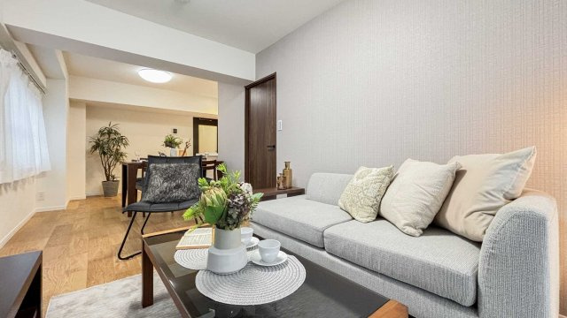 豊玉マンションの居間・リビング