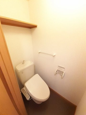 【トイレ】 | メゾン・ド・フルーヴ | コンパクトで使いやすいトイレです