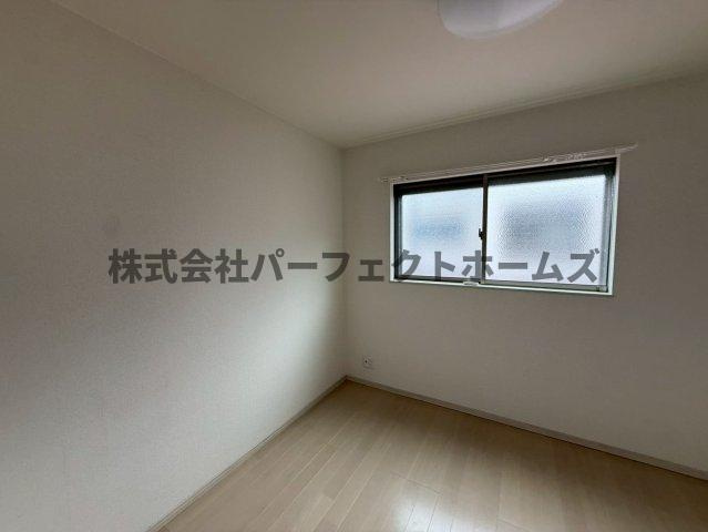出口3丁目戸建　賃貸の洋室|広々とした洋室です