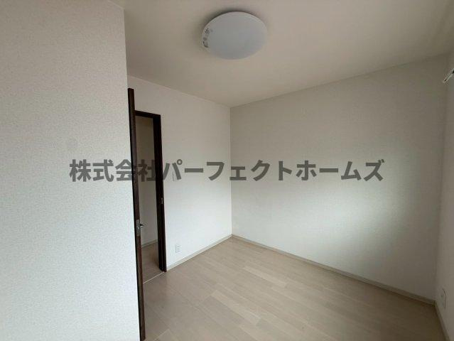 出口3丁目戸建　賃貸の洋室|個人の部屋や寝室として使える洋室です