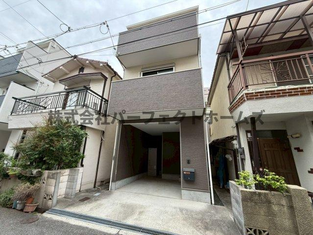 出口3丁目戸建　賃貸のエントランス|毎日通るエントランスはこのようになっています