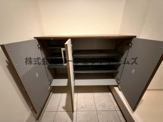 出口3丁目戸建　賃貸の収納|小物を収納するのに便利です