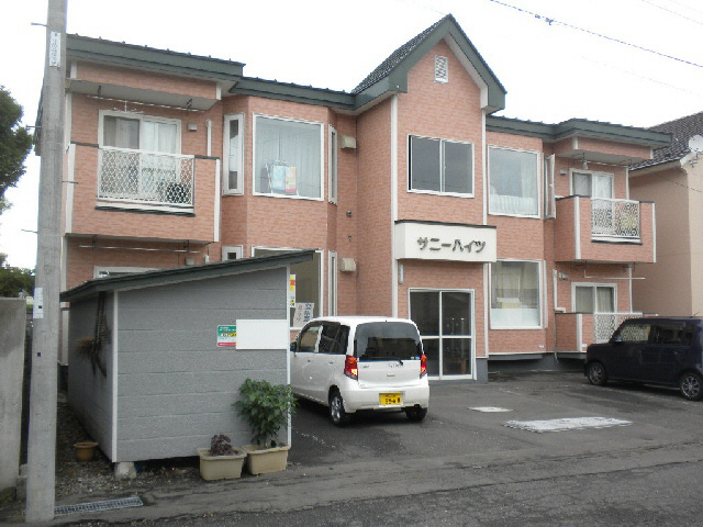 サニーハイツ（西23条）の外観