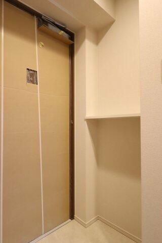 ＧＥＮＯＶＩＡ綾瀬Ⅱの玄関