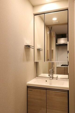 ＧＥＮＯＶＩＡ綾瀬Ⅱの洗面所