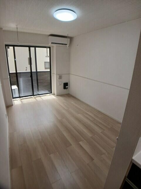 ピースフルⅢの居間・リビング