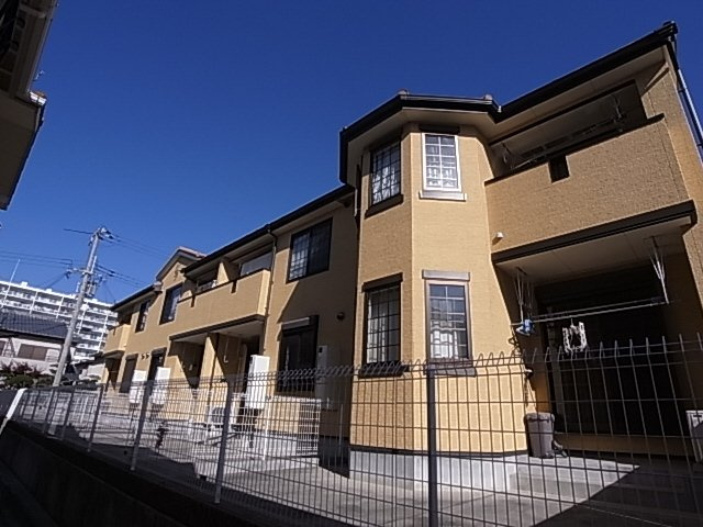 神戸市須磨区東落合２丁目のアパート