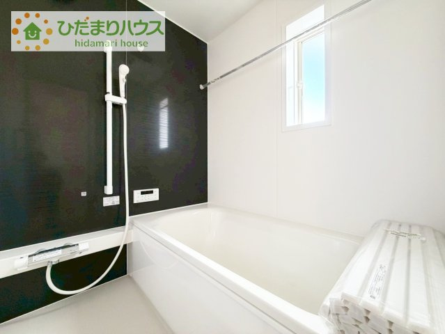 【浴室】 | 龍ケ崎市川余郷第1　新築戸建 | 大人が足を伸ばしても十分な広さ！一人でゆっくりくつろぐ時間も大切です！