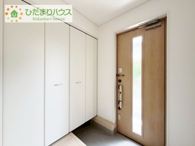 【玄関】 | 龍ケ崎市川余郷第1　新築戸建 | スニーカーマニアも納得の天井まであるシューズボックス!(^^)!
