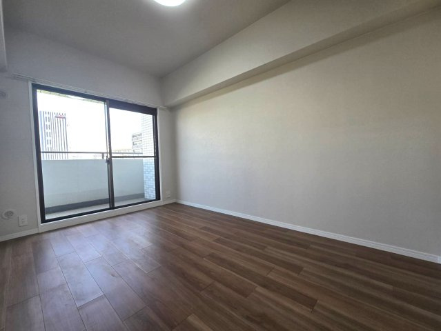 ライオンズマンション博多南第3の洋室|全居室フローリング＆収納付き♪
「収納の余裕は心の余裕」というお家探しの格言もあるんですよ！
