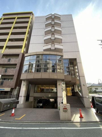 スカイハートホテル博多の外観|外観もきれいです