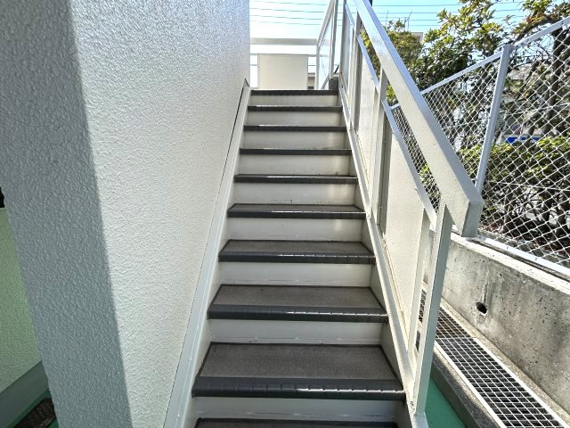 プレミール神戸本庄町のエントランス
