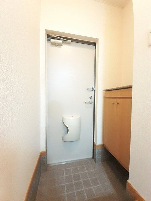 バイオレットの玄関