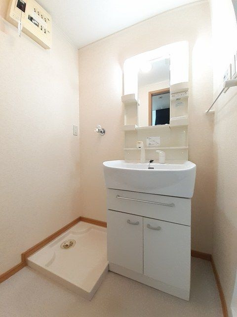 バイオレットの洗面所