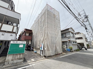 【外観】 | 未だ建物未完成で御座いますので、随時プレゼンテーション開催中です♪建物の仕様説明や設備の説明をご希望の方、どうぞスタッフまでお気軽にお声かけ下さい。