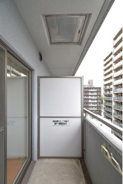 レジデンス名古屋千代田のバルコニー